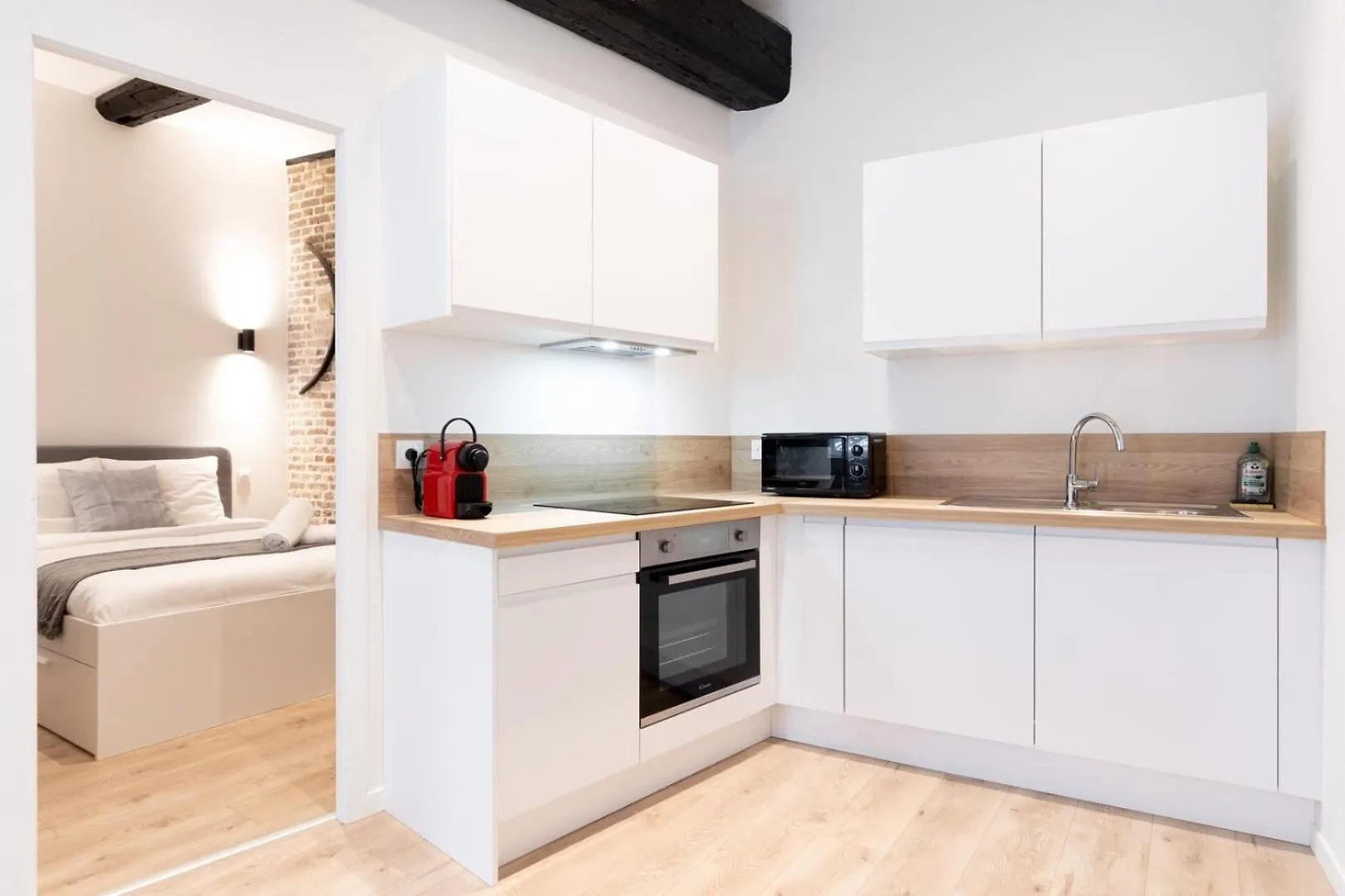 Character Apartment In The Heart Of Old Lila